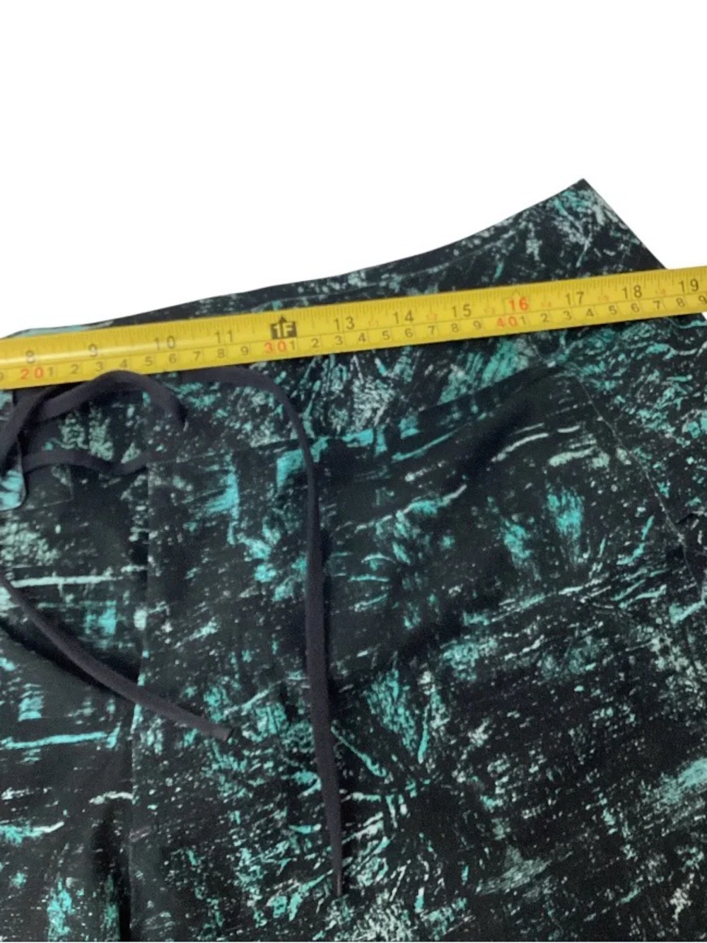 Lululemon Mens current state shorts size 34